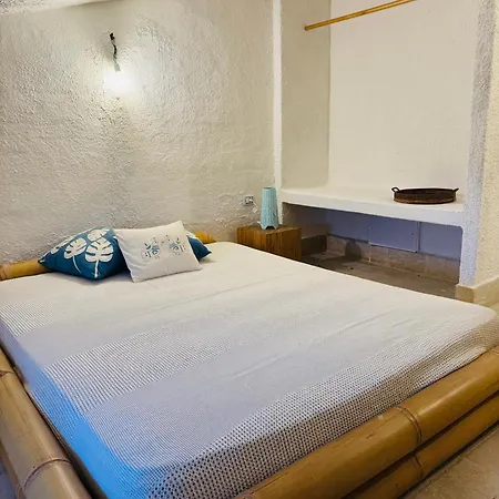 Angelica With Private Access To Villa