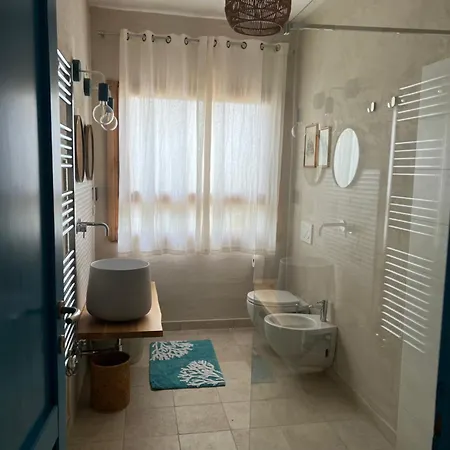 Angelica With Private Access To Villa Pula