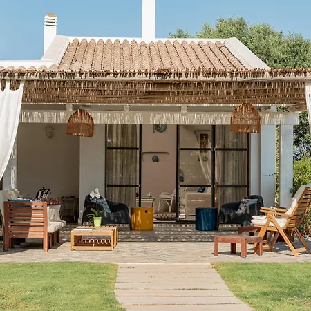 Angelica With Private Access To Villa *
